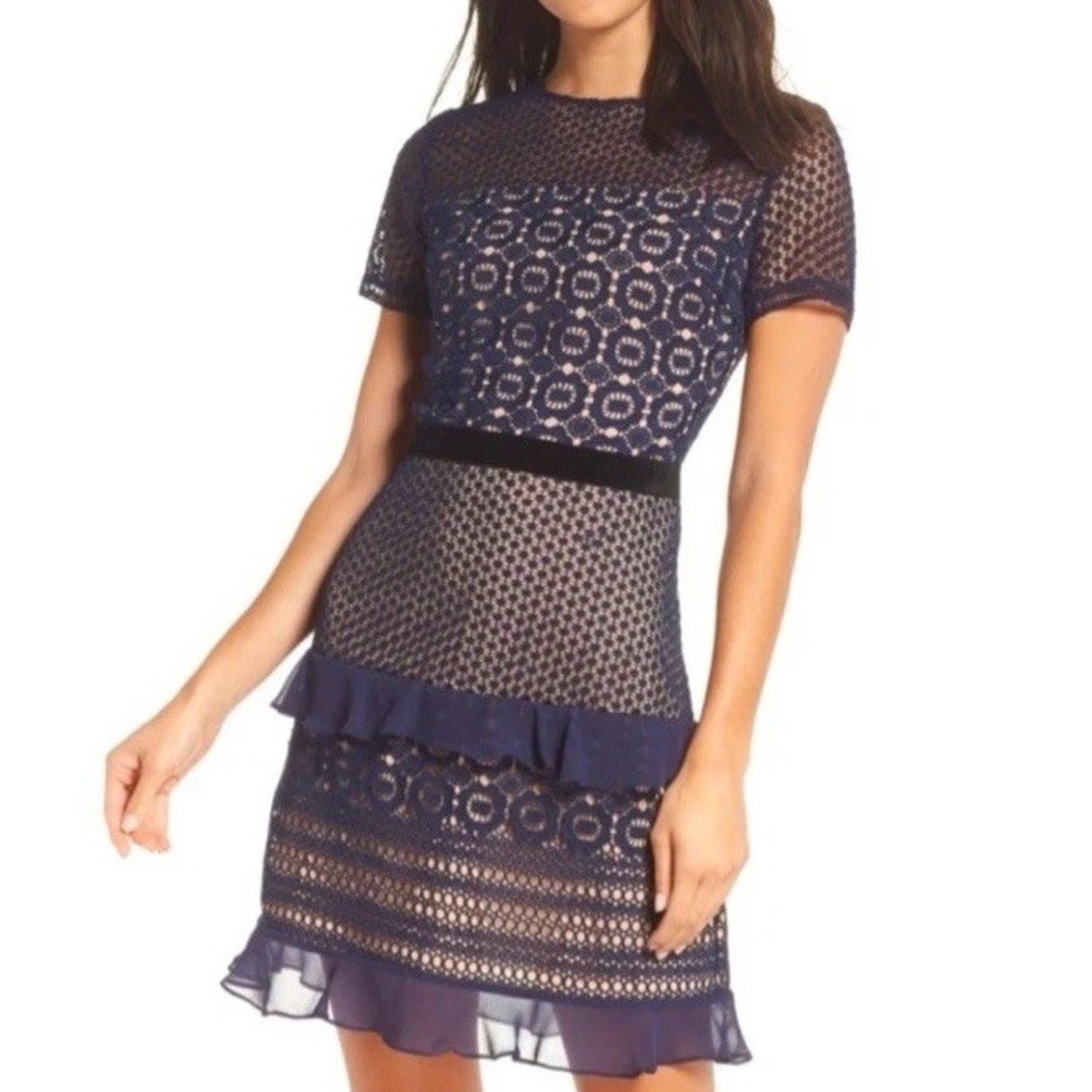Chelsea 28 Dress Women's Large Navy Overlay Lace Wedding Guest Cocktail NEW